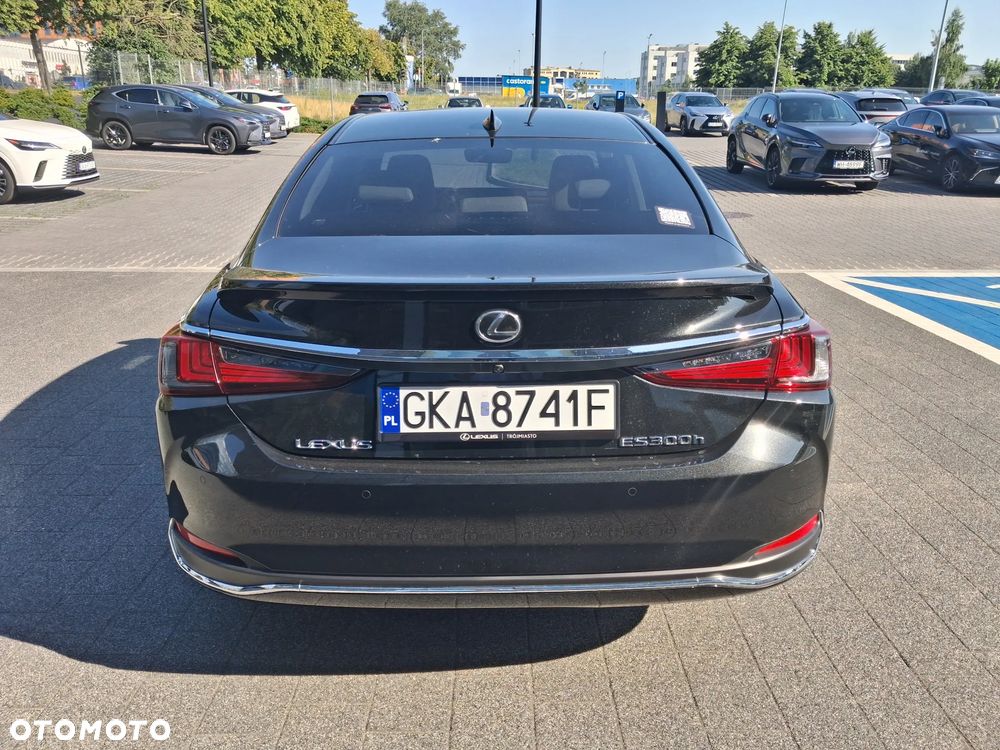 Lexus ES 300h Prestige - 5