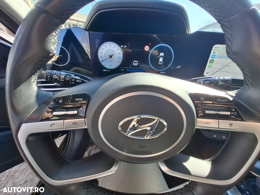 Hyundai Elantra 1.6 l 123 CP CVT Exclusive Navi - 11