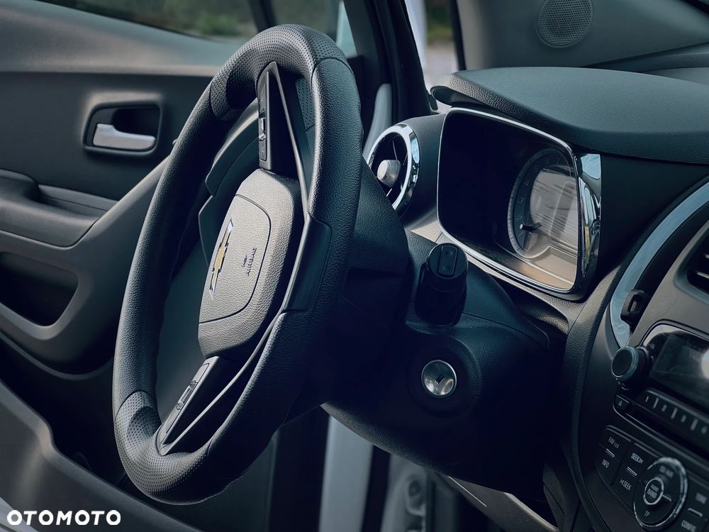 Chevrolet Trax 1.6 LS - 30