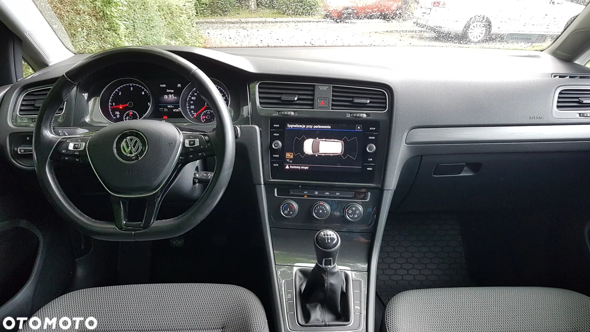 Volkswagen Golf VII 1.6 TDI BMT Comfortline - 8