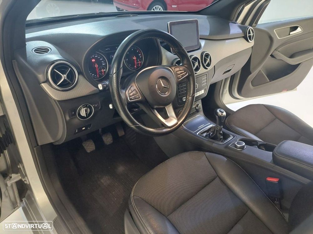 Mercedes-Benz B 180 CDI Urban - 7