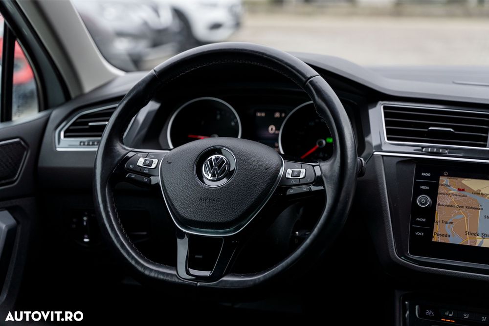 Volkswagen Tiguan 2.0 TDI SCR 4MOTION (BlueMotion Techn.) DSG Highline - 17