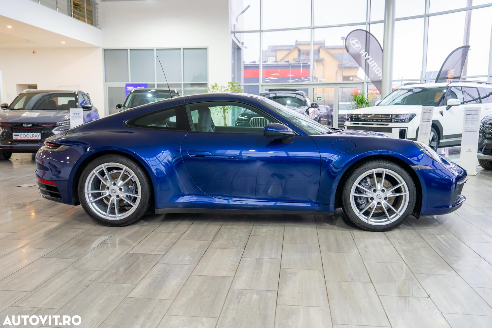 Porsche 911 Carrera 4 PDK - 10