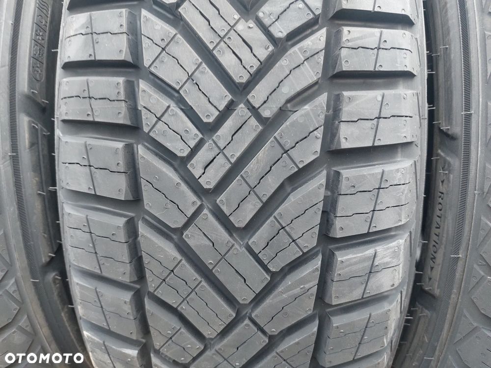 215/65 R16 C 109/107T OPONY CAŁOROCZNE SAILUN COMMERCIO 4EASONS DOT25 - 2