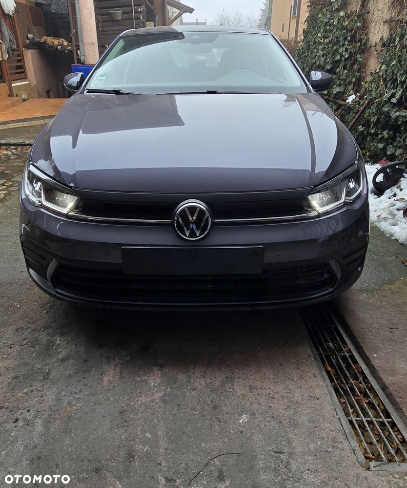 Volkswagen Polo - 2