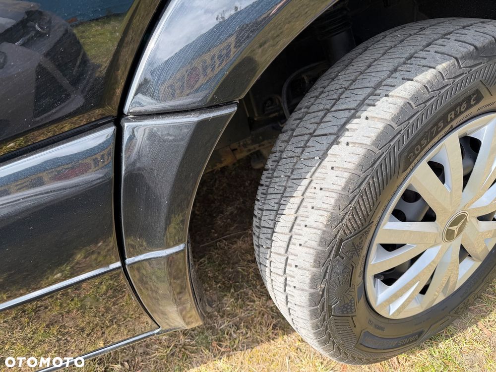 Mercedes-Benz Sprinter - 20