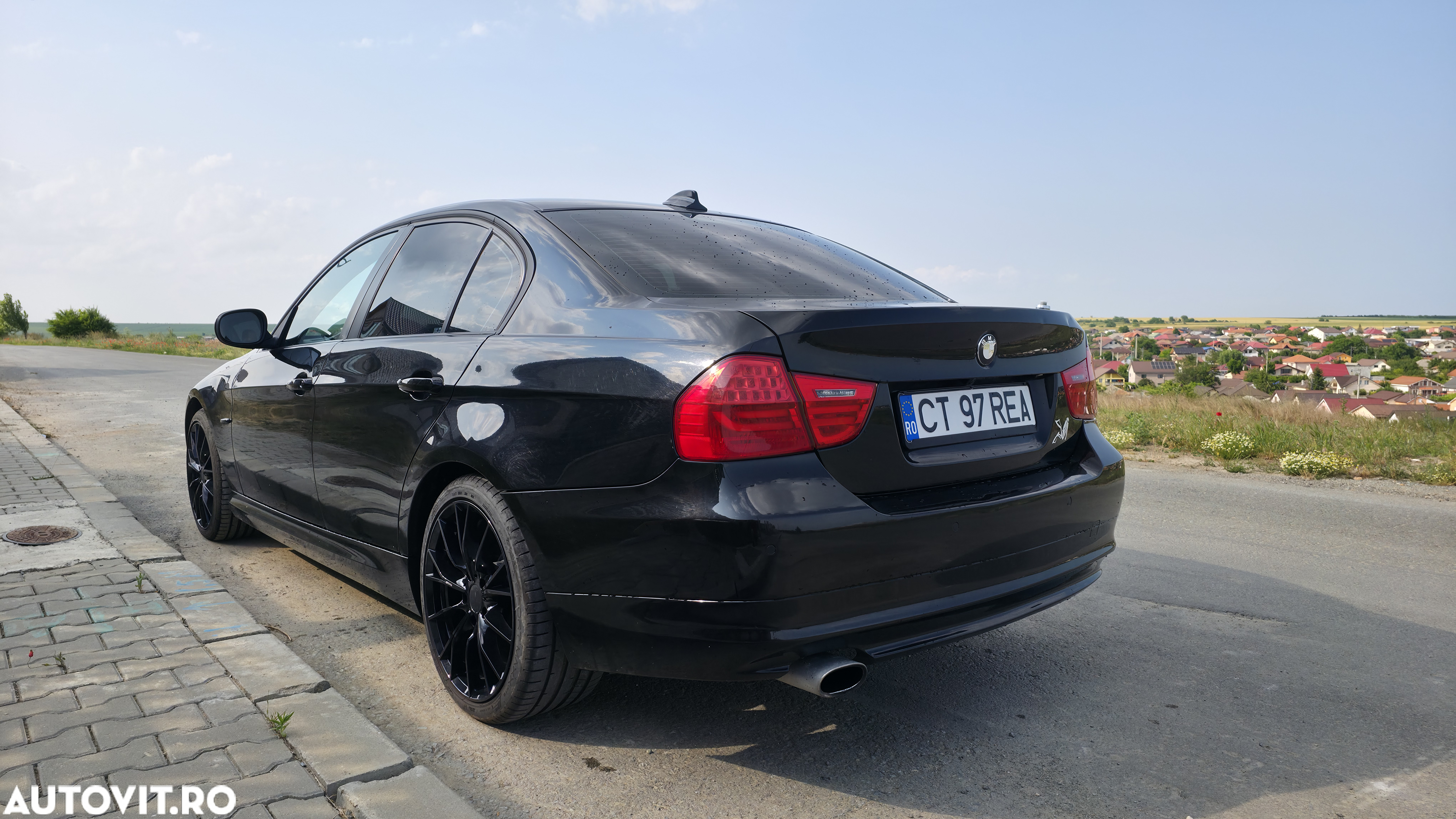 BMW Seria 3 318d - 5