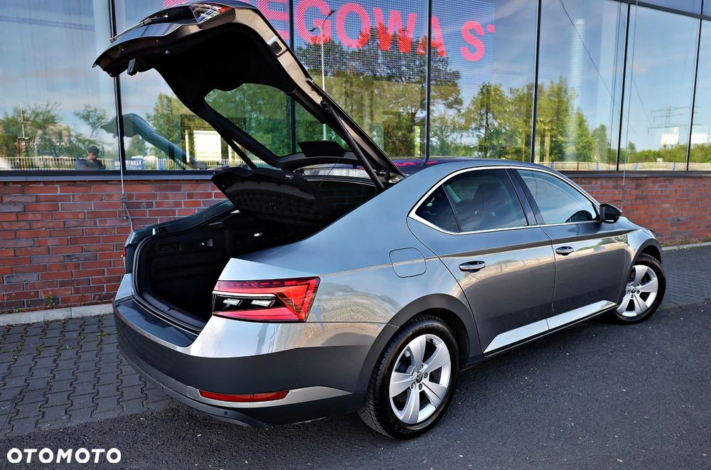 Skoda Superb 2.0 TSI Style DSG - 7