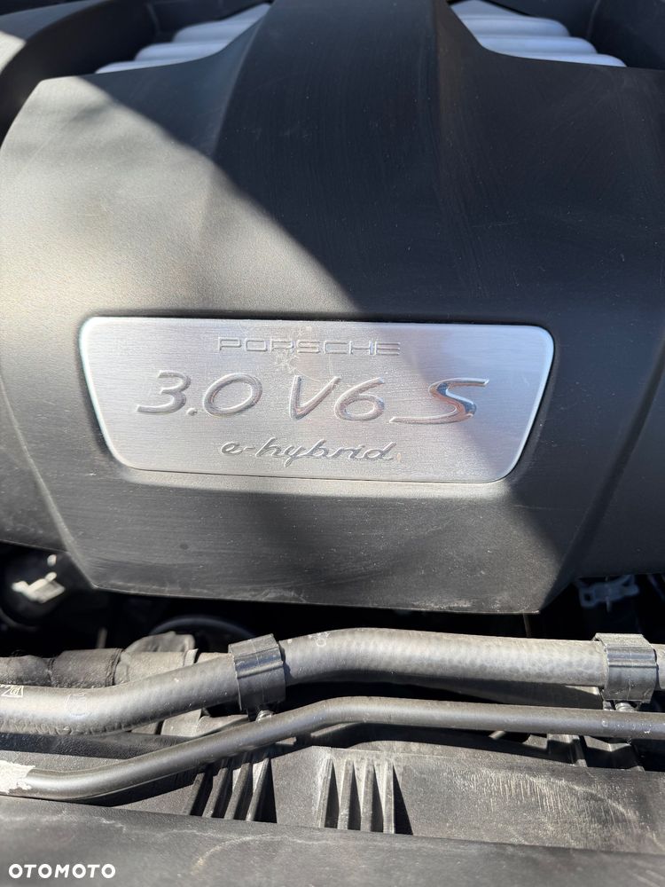 Porsche Cayenne S Hybrid - 31