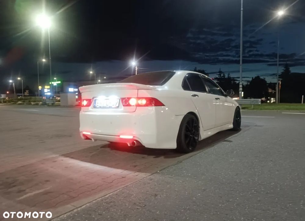 Honda Accord 2.0 i Sport - 10