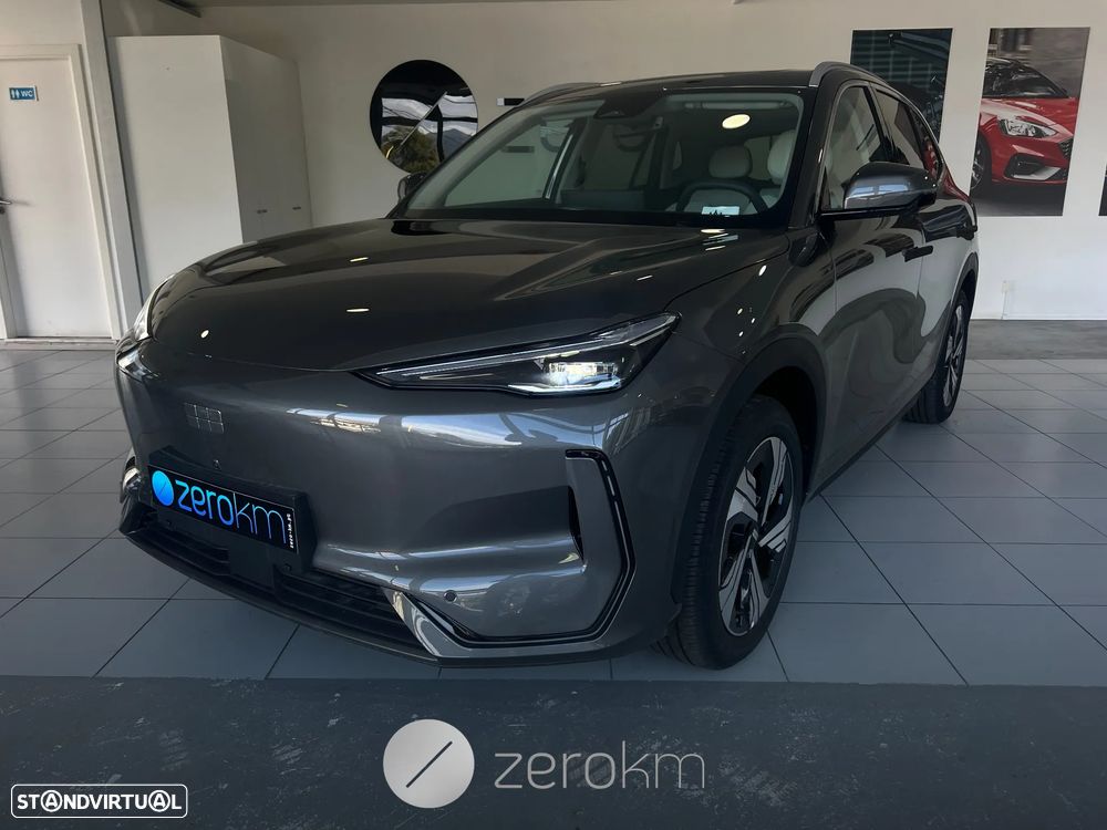 Geely E5