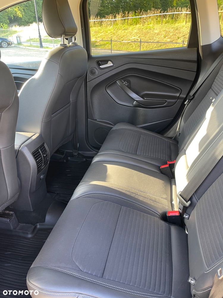 Ford Kuga 2.0 TDCi 4WD Titanium - 14