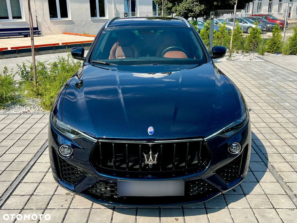 Maserati Levante - 11