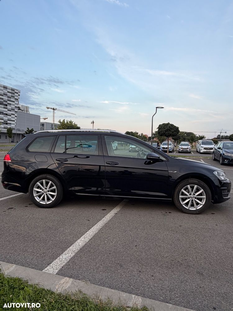 Volkswagen Golf 1.6 TDI DPF Trendline - 6