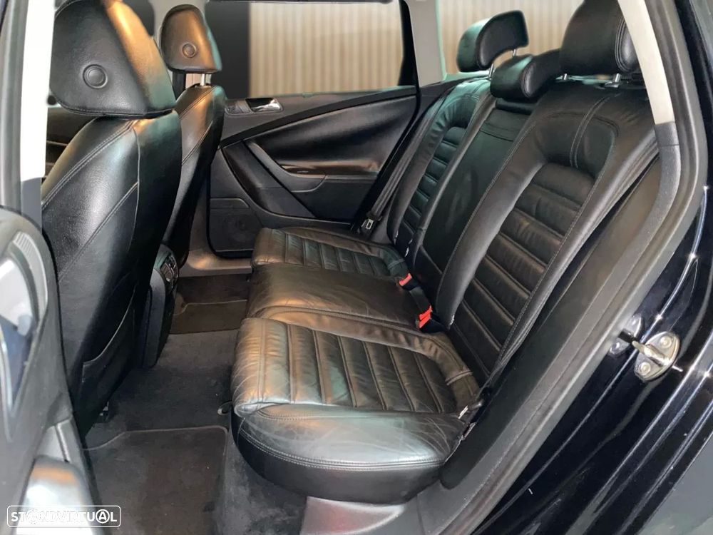 VW Passat Variant 2.0 TDi Highline - 18