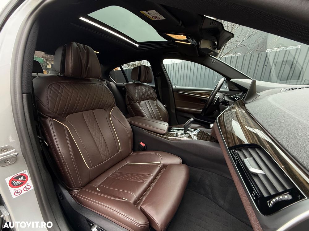 BMW Seria 5 520d Aut. Sport Line - 7