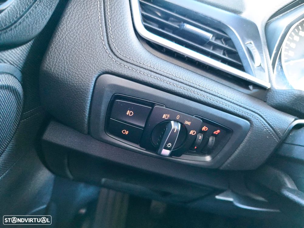 BMW 218 Active Tourer d Sport Line - 22