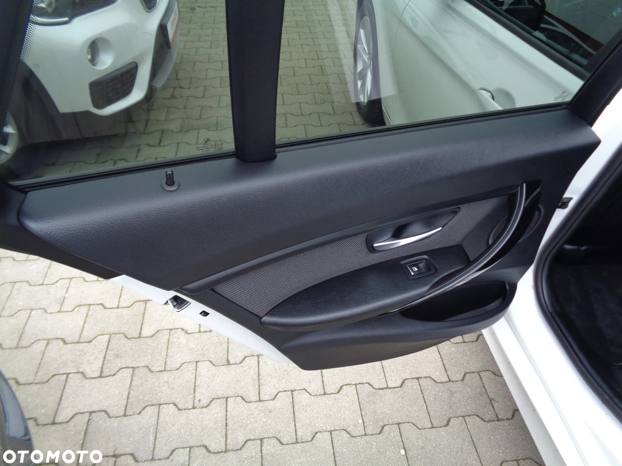 BMW Seria 3 320d Touring xDrive Sport Line - 22