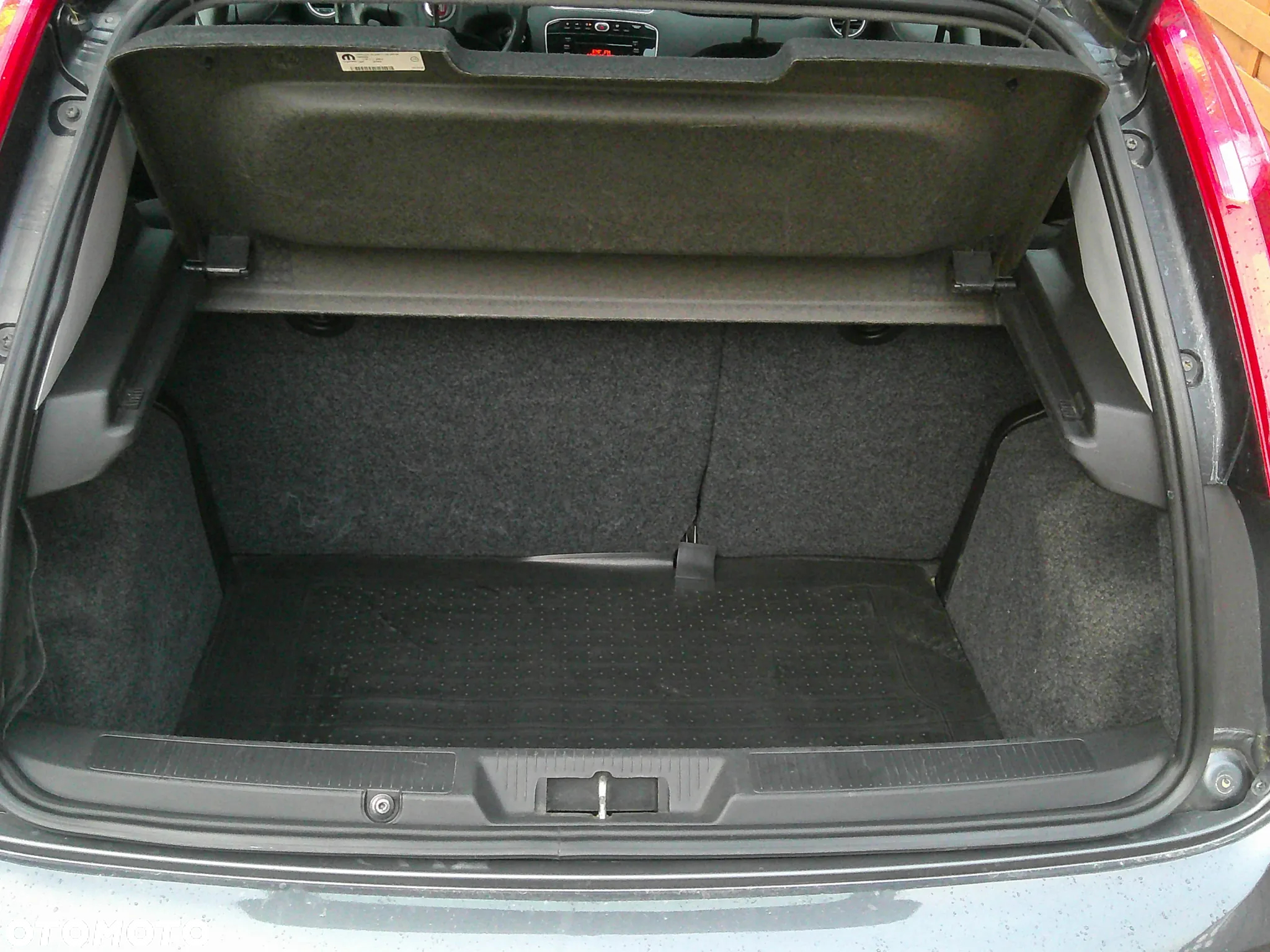 Fiat Punto 1.4 Easy S&S - 15