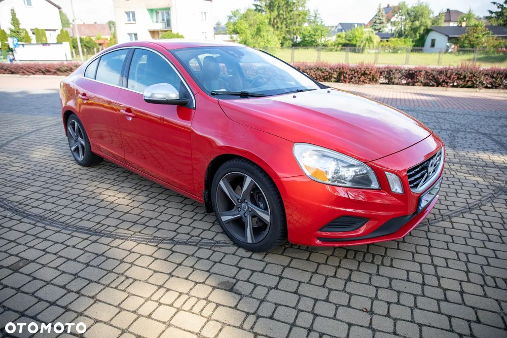 Volvo S60 ver-t6-awd-r--design-summum - 33