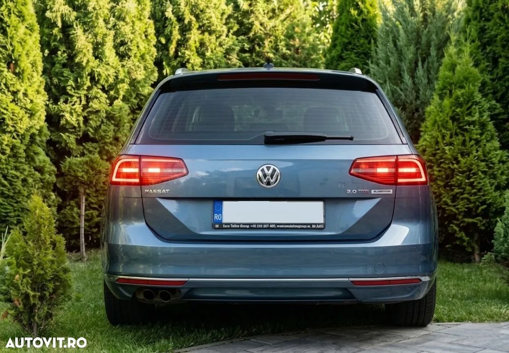 Volkswagen Passat 2.0 TDI DSG Highline - 10