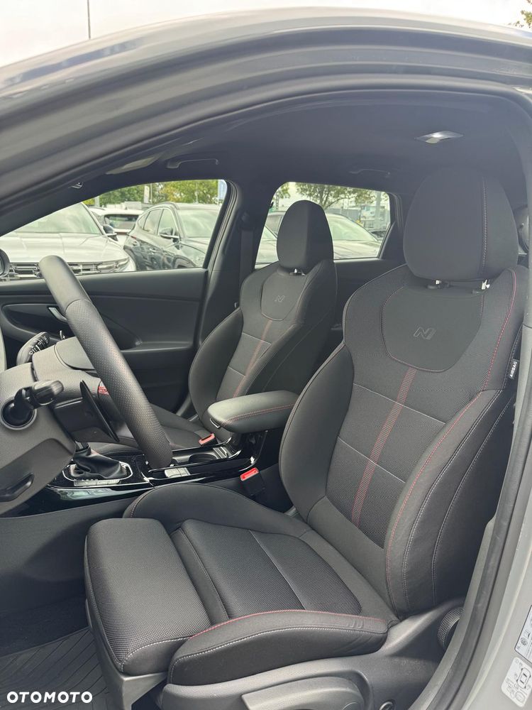 Hyundai i30 1.5 T-GDI 48V Modern DCT - 11