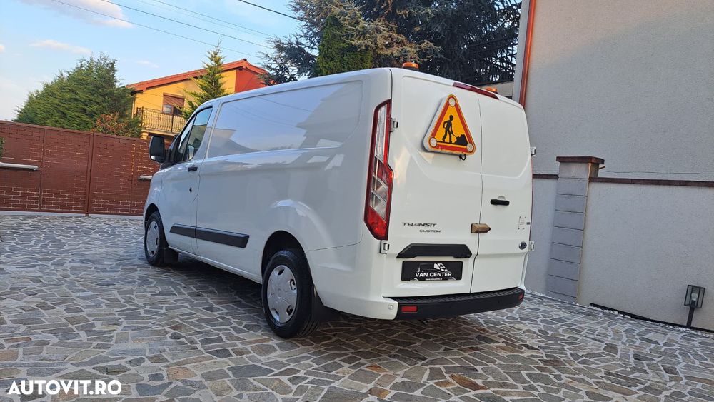 Ford CUSTOM VAN TREND L1H1 FWD - 7