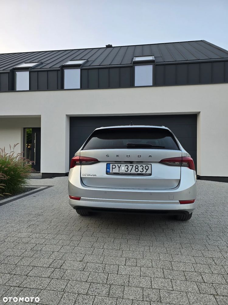 Skoda Octavia 2.0 TDI Style DSG - 7
