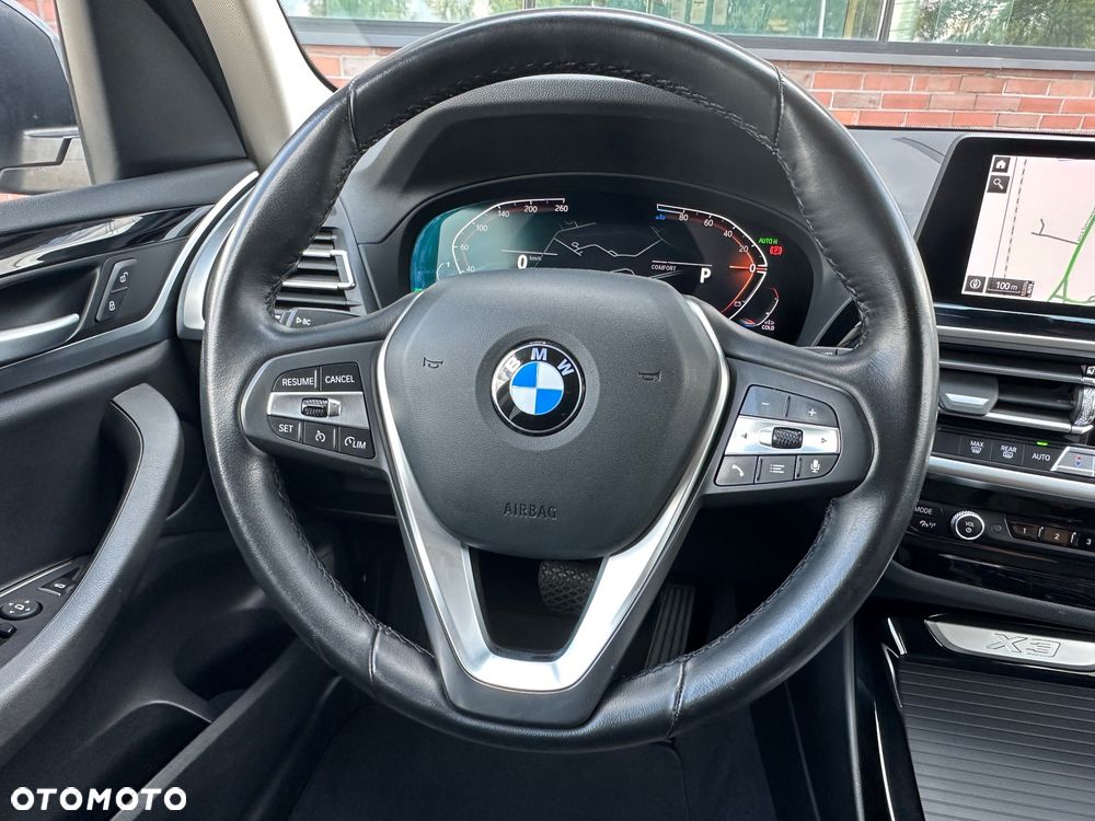 BMW X3 xDrive20d - 29