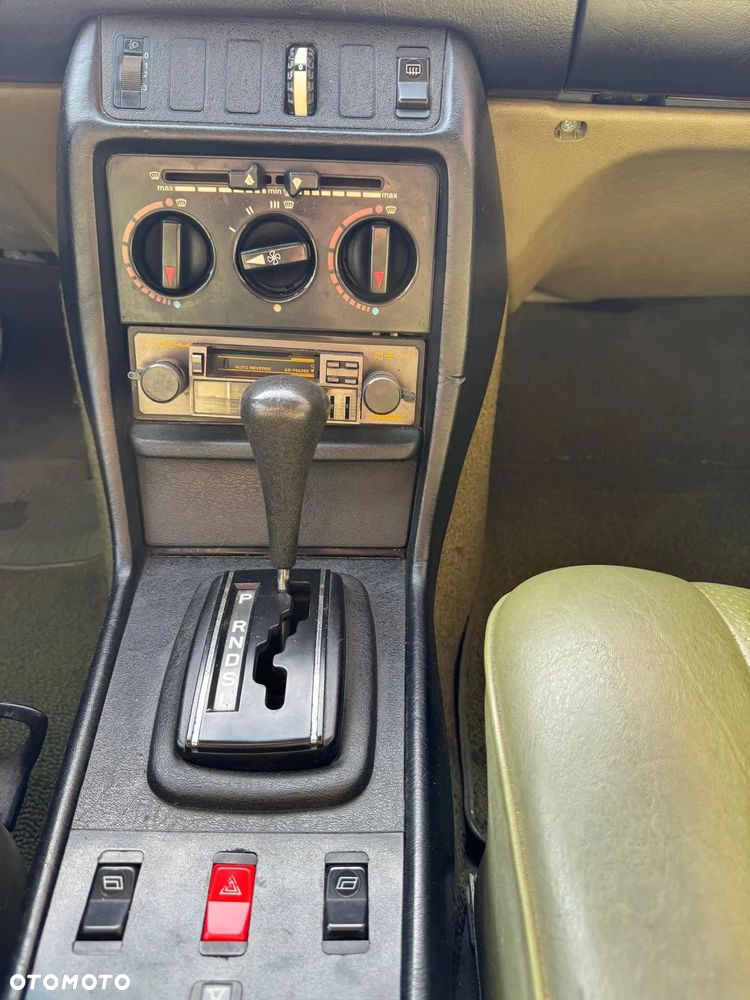 Mercedes-Benz W123 - 19