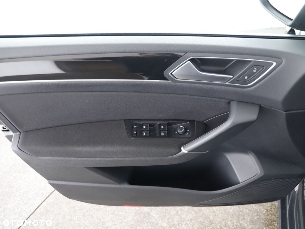 Volkswagen Touran 1.5 TSI EVO Highline DSG - 22