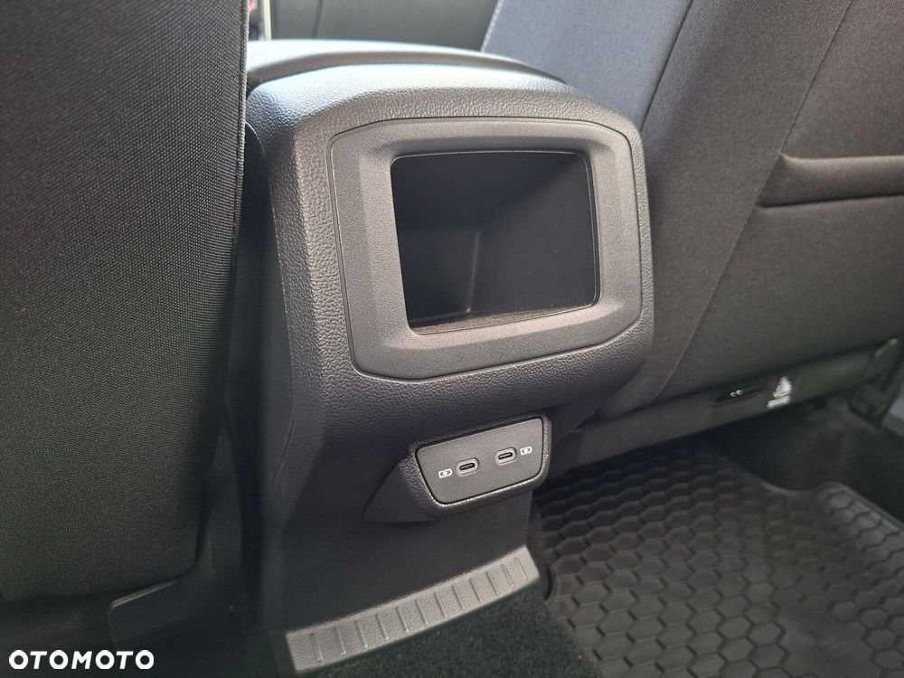 Volkswagen T-Cross - 14