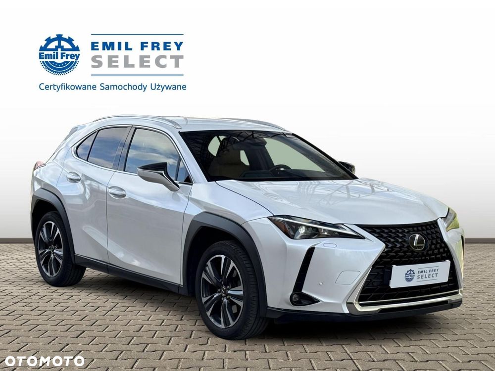 Lexus UX - 8