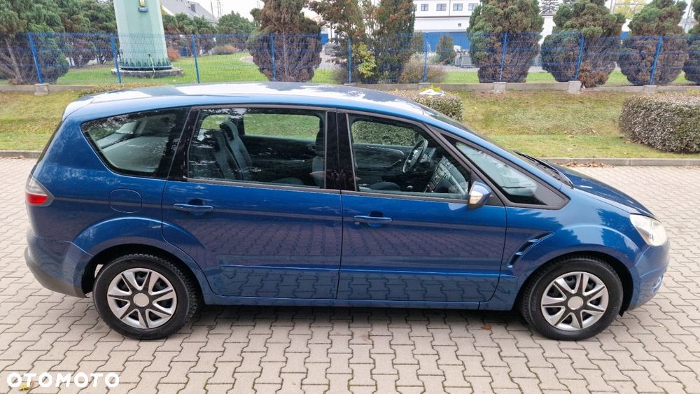 Ford S-Max - 8
