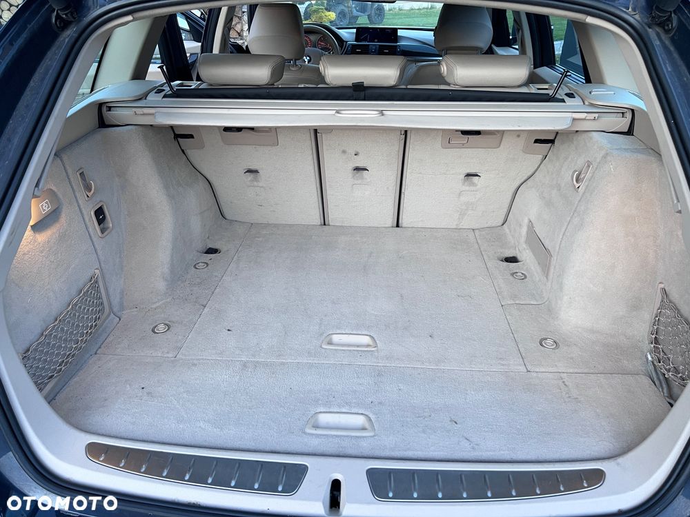 BMW Seria 3 - 34