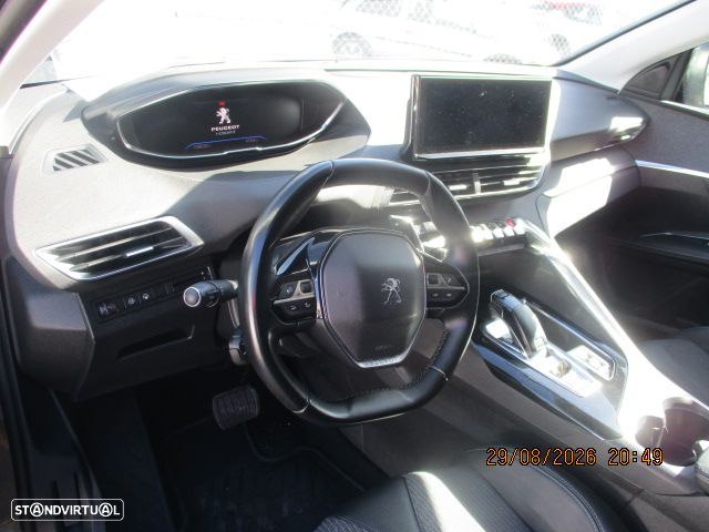 Peugeot 3008 1.5 BlueHDi Allure EAT8 - 10