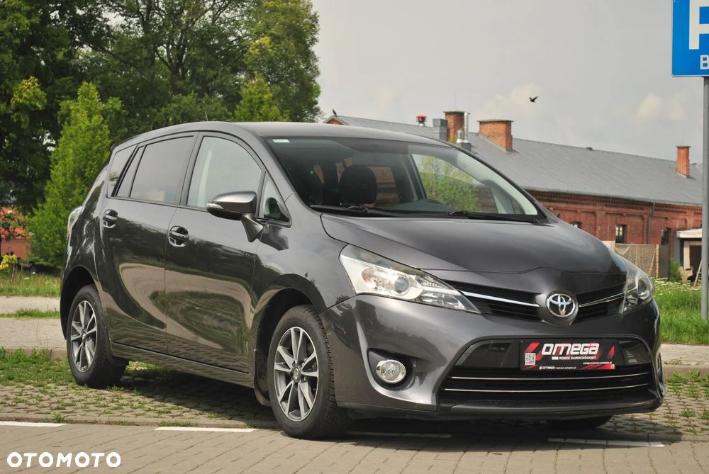 Toyota Verso 1.6 Premium 7os - 12