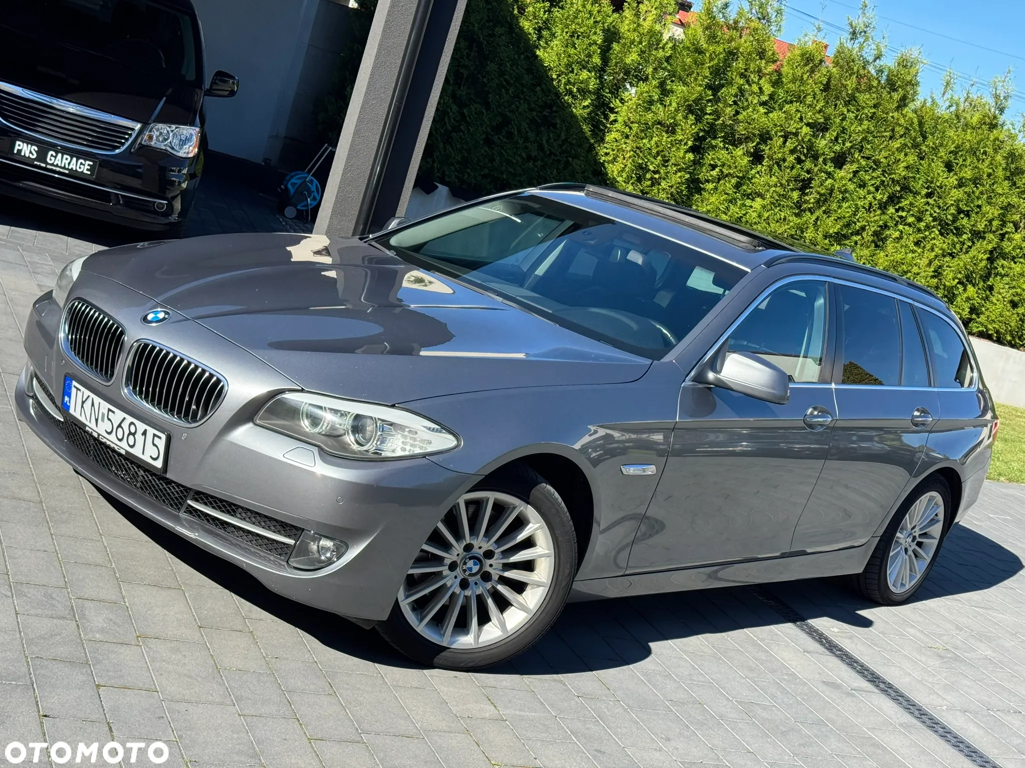 BMW Seria 5 520d Touring Luxury Line - 2