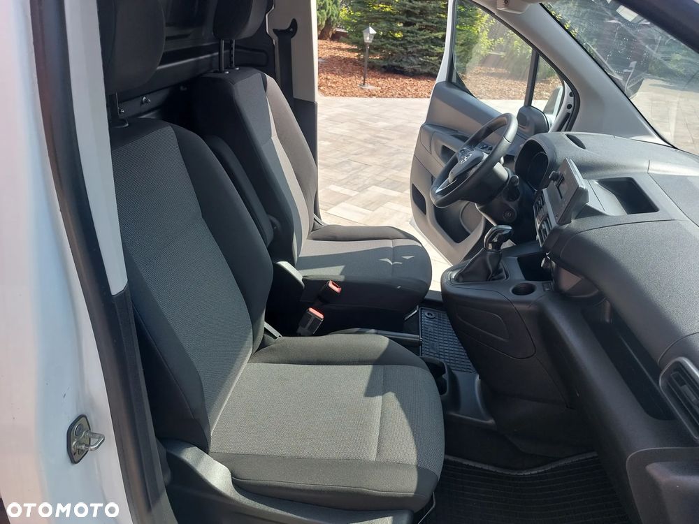 Opel Combo Life 1.5 CDTI Enjoy S&S - 22
