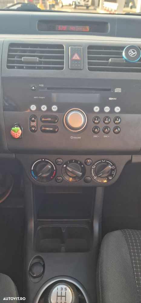 Suzuki Swift 1.5 GS - 14
