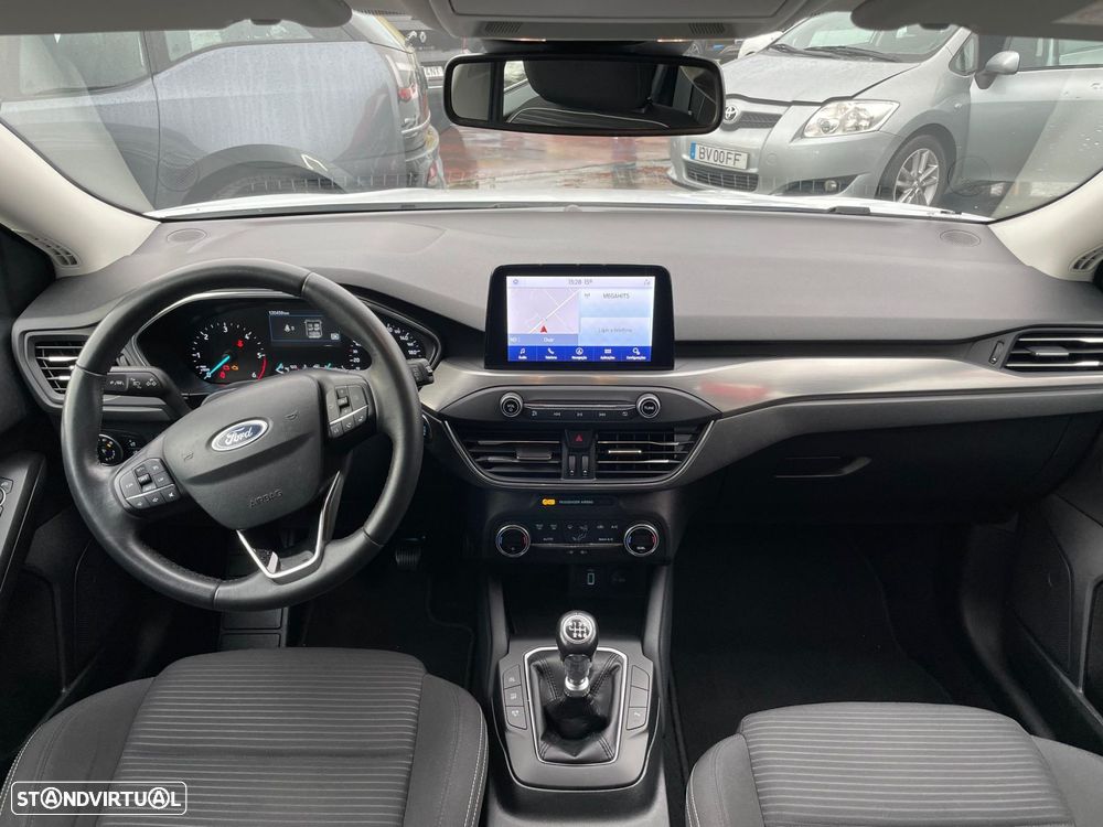 Ford Focus SW 1.5 TDCi EcoBlue ST-Line X - 12