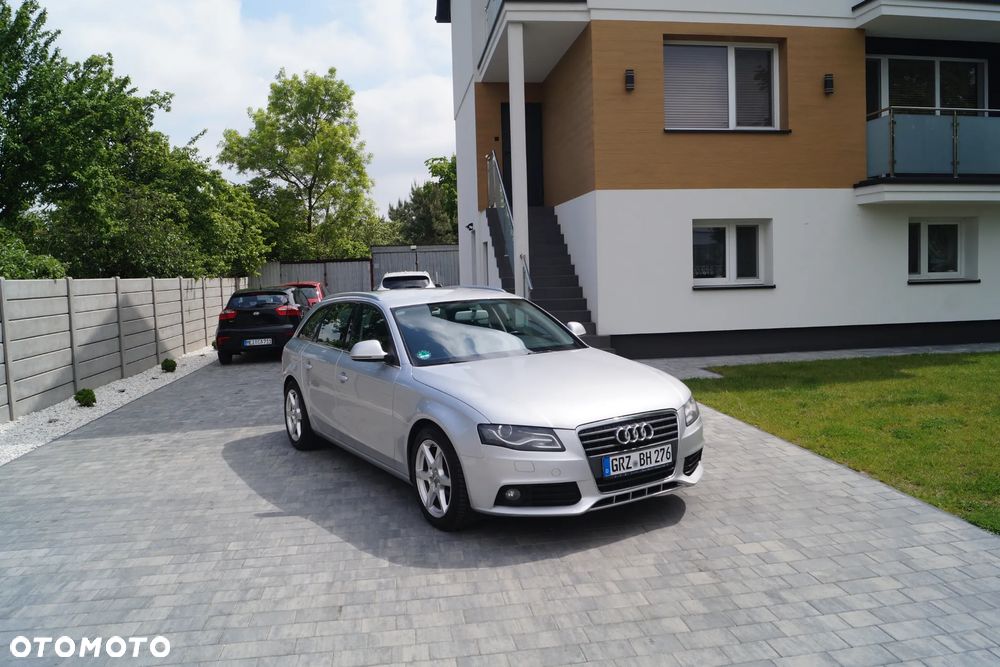 Audi A4 Avant 2.0 TDI DPF Ambition - 32