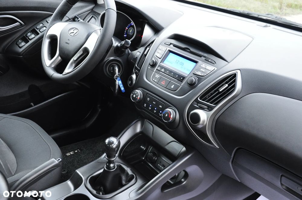 Hyundai ix35 1.7 CRDi 2WD Fifa World Cup Edition - 15