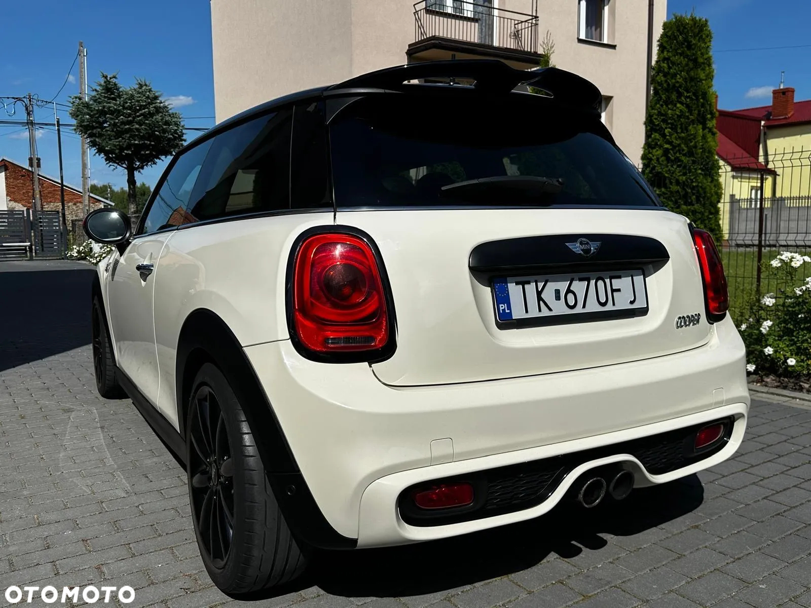 MINI Cooper Standard - 3