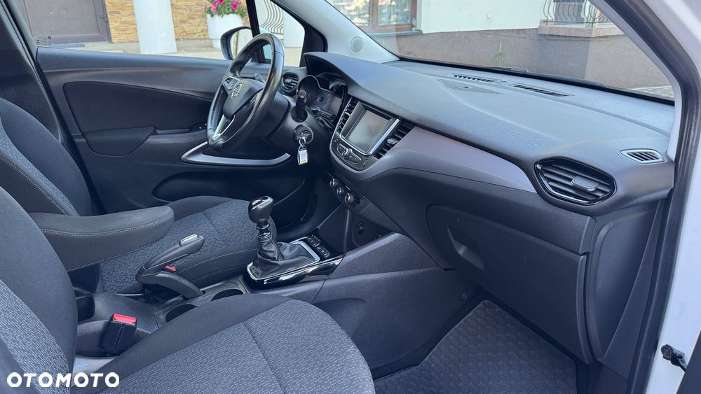 Opel Crossland X - 23