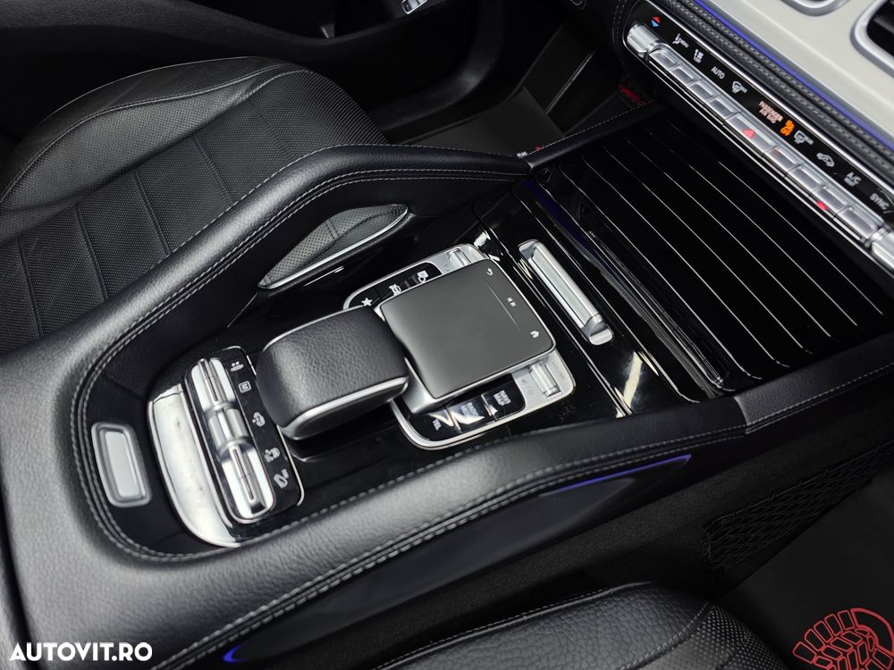Mercedes-Benz GLS - 30