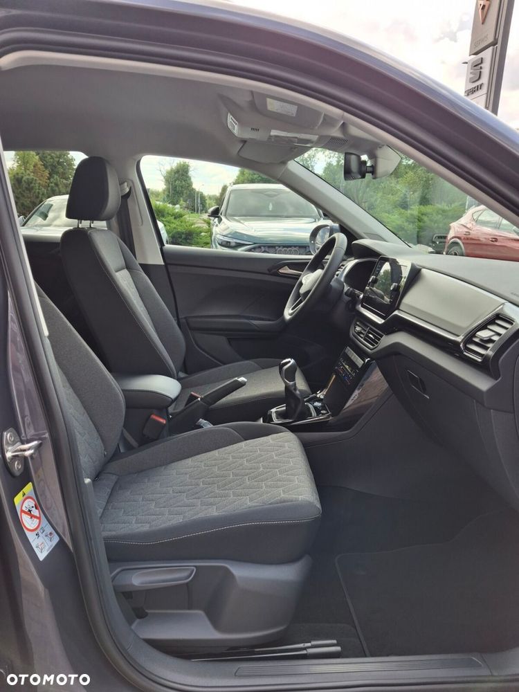 Volkswagen T-Cross - 21