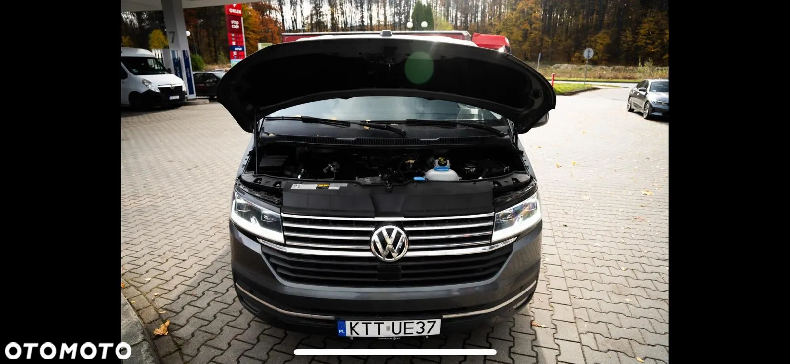 Volkswagen Multivan - 11