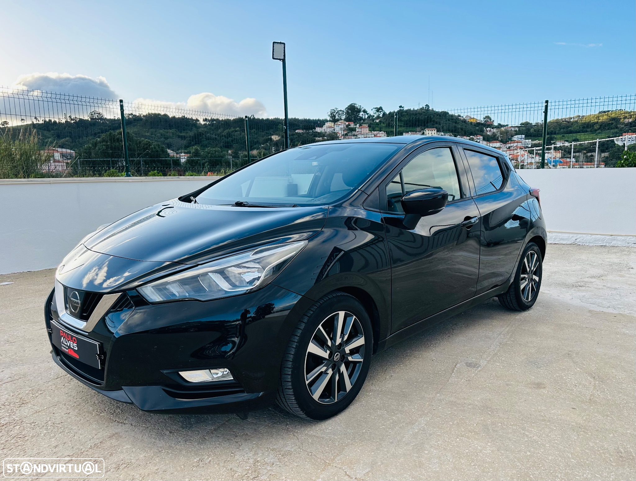 Nissan Micra 1.5 dCi N-Connecta Lifestyle S/S - 17