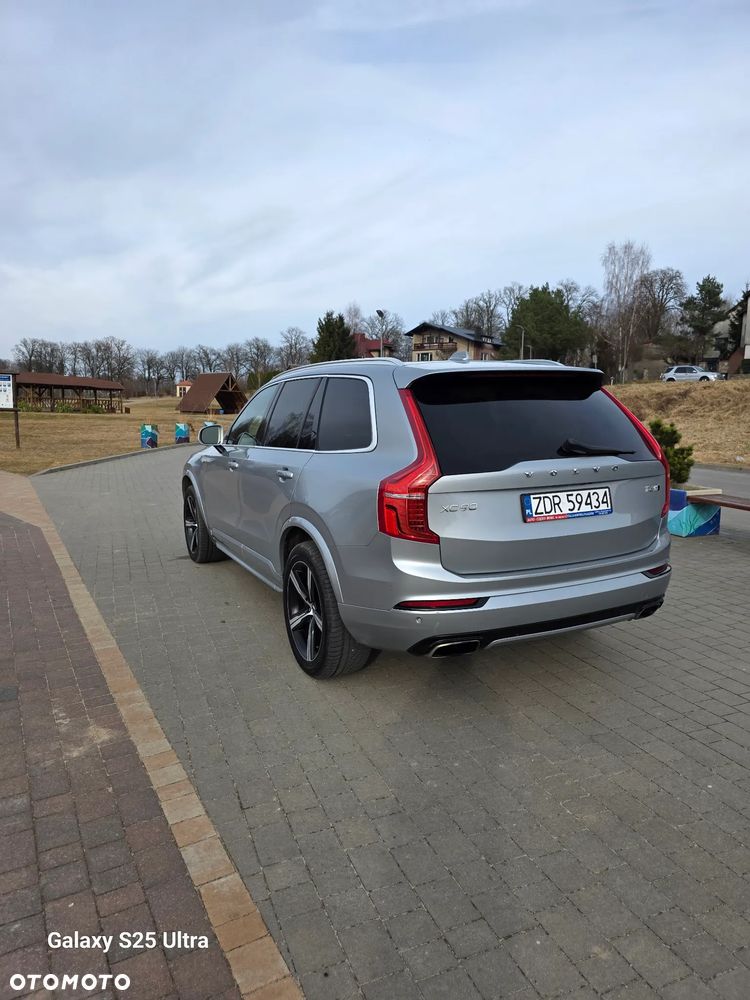 Volvo XC 90 - 7